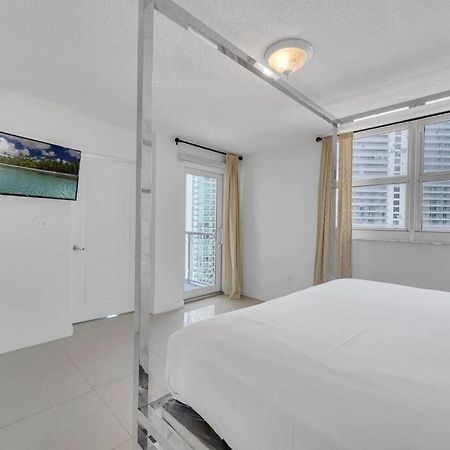 Apartmán Luxurious Private Unit With Parking Miami Exteriér fotografie