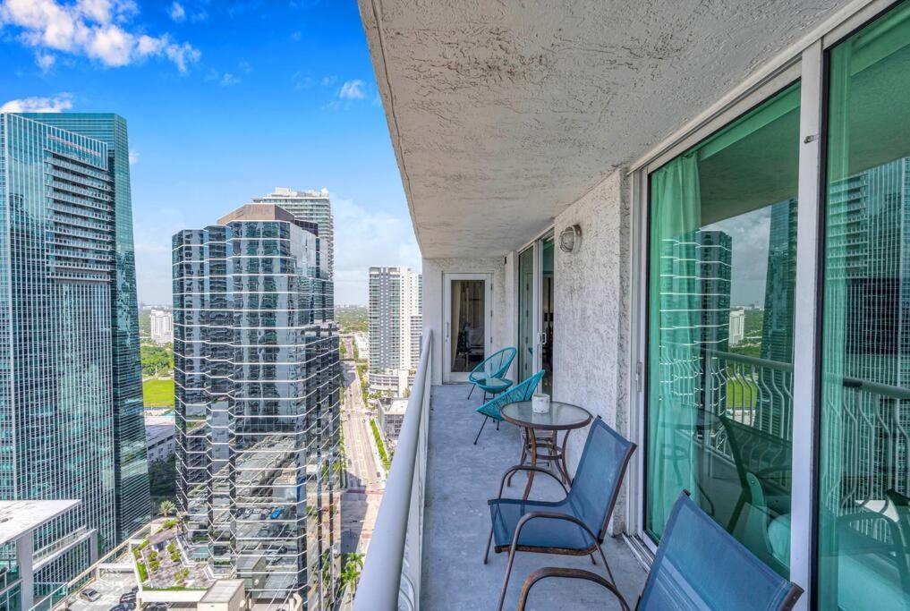 Apartmán Luxurious Private Unit With Parking Miami Exteriér fotografie